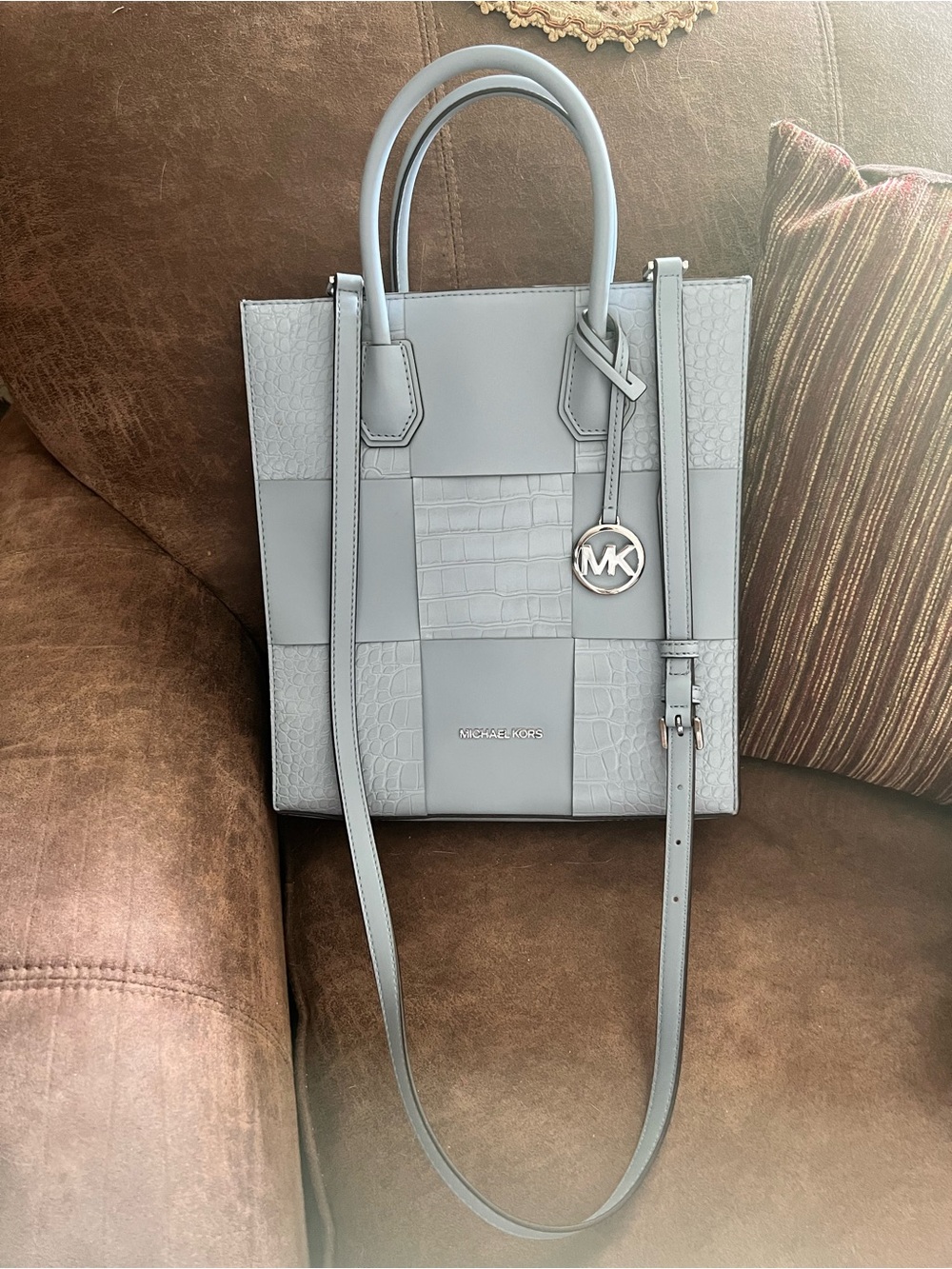 Michael Kors Light Gray Croc-Embossed Tote NEW - Picture 14 of 14